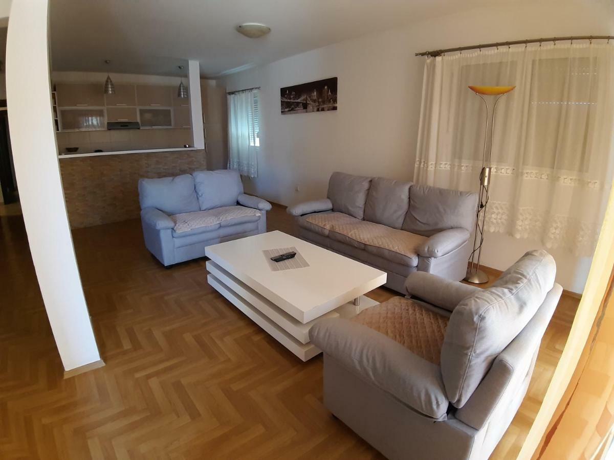 Apartmani Jovan ブドヴァ エクステリア 写真