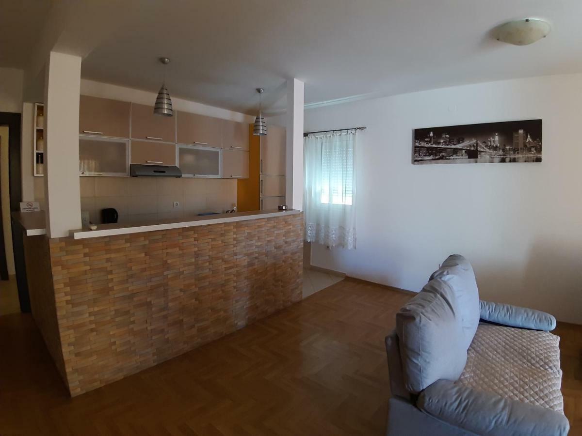 Apartmani Jovan ブドヴァ エクステリア 写真